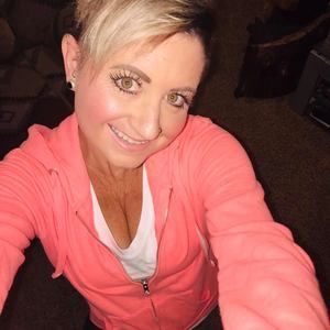 Meet your Posher, Kendra